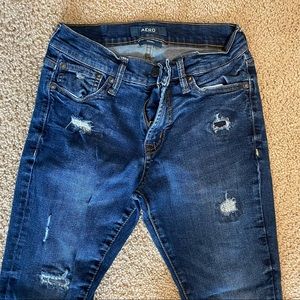 boys aeropostale 27/28 skinny jeans with rips.